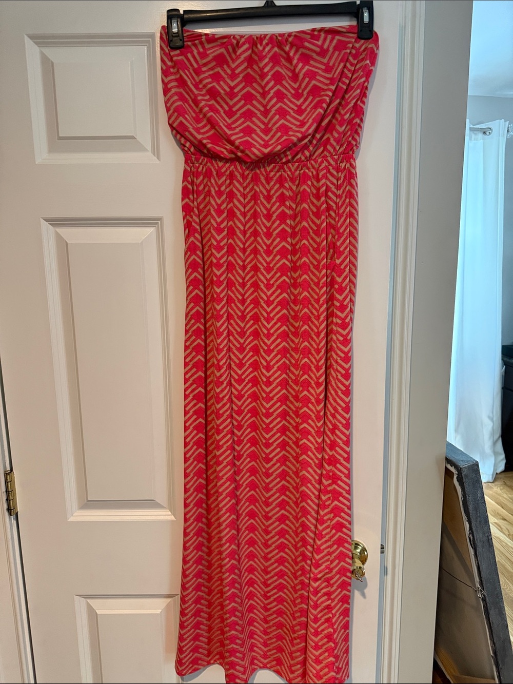 Three Hearts Strapless Maxi Dress in Coral Pink Chevron
